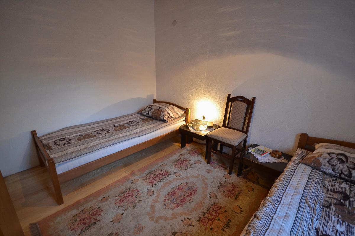 Hotel Antik Foca Esterno foto