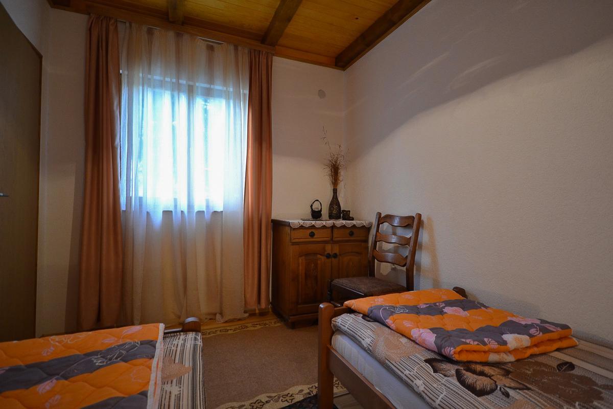 Hotel Antik Foca Esterno foto